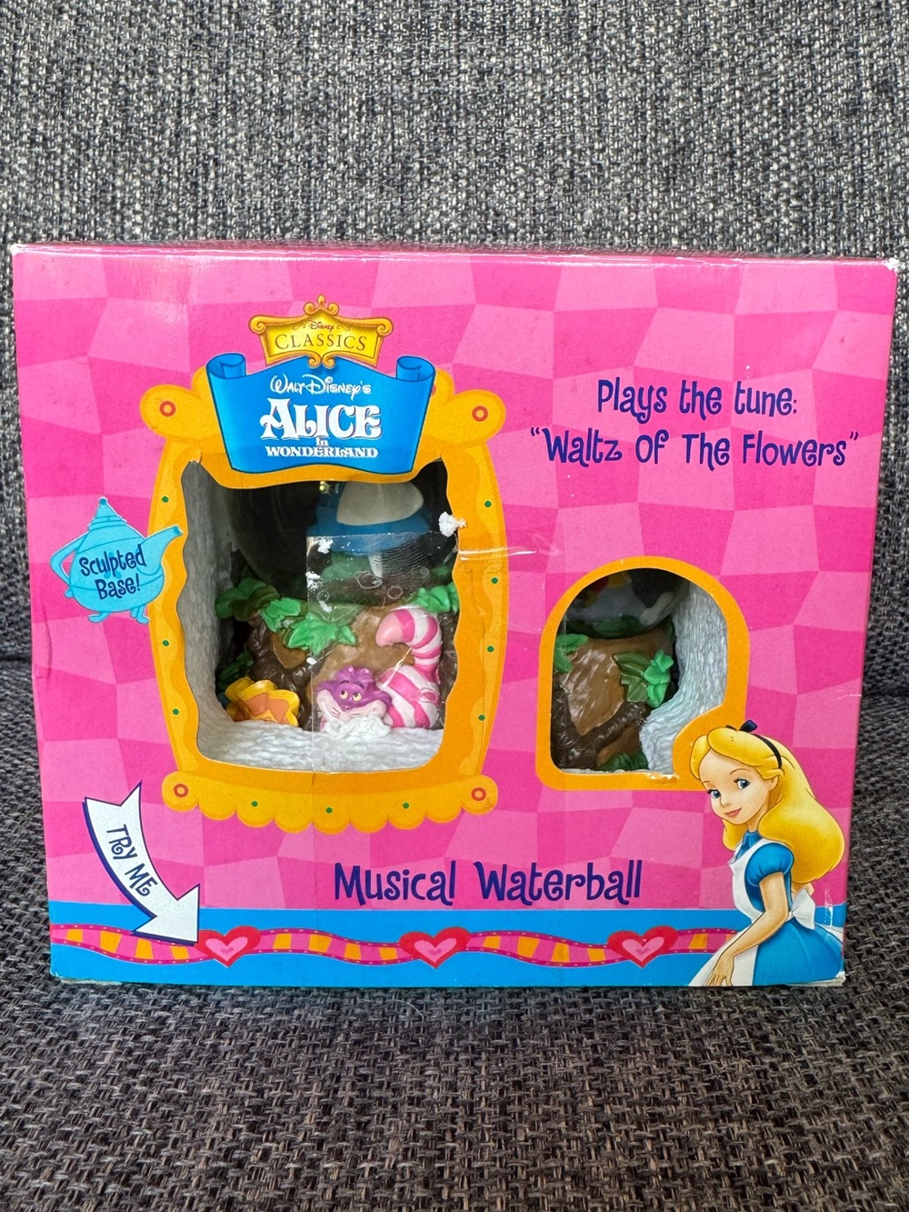 RARE Vintage Disney Classics Alice In Wonderland Musical Waterball Mint In Box